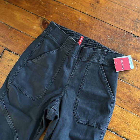 Spanx twill joggers, washed black - Picture 2 of 5